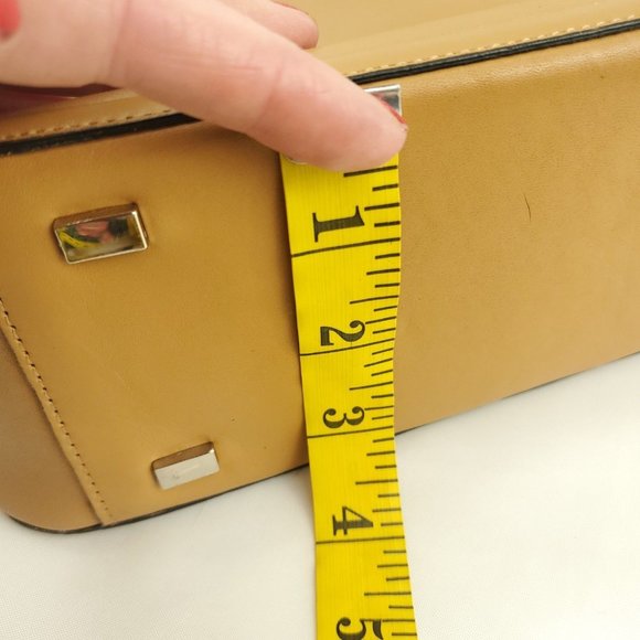 Adrienne Vittadini Womens Tan Leather Flap Snap Classic Shoulder Handbag Purse - Picture 11 of 15